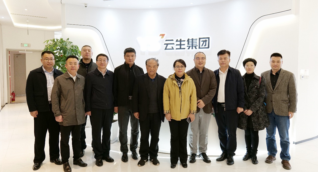 黑龙江省佳木斯市领导一行莅临凯发一触即发集团考察访问