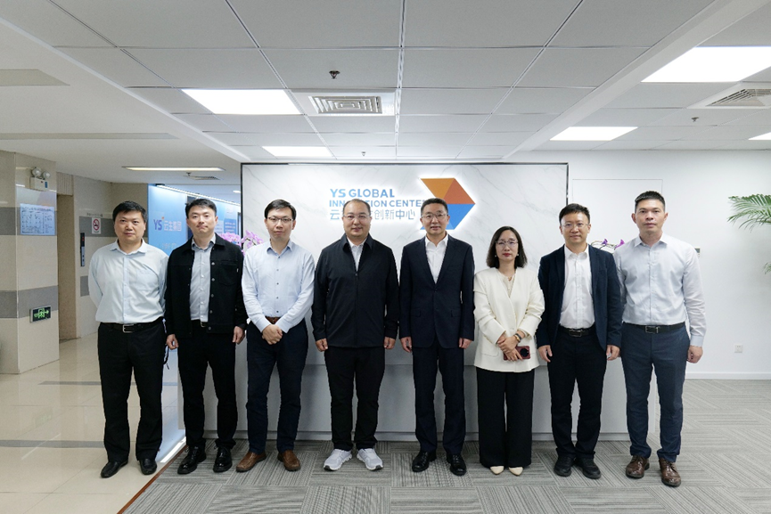 成都高新区党工委委员、党群工作部部长刘学鹏一行莅临凯发一触即发全球创新中心调研走访